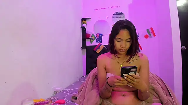Snapshot of sapphire_brown20 chatting on 2, 7, 2026 sapphire brown20 online show from 2, 7, 2026