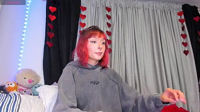 Snapshot of dafnne__hall chatting on 2, 5, 2026 dafnne hall online show from 2, 5, 2026