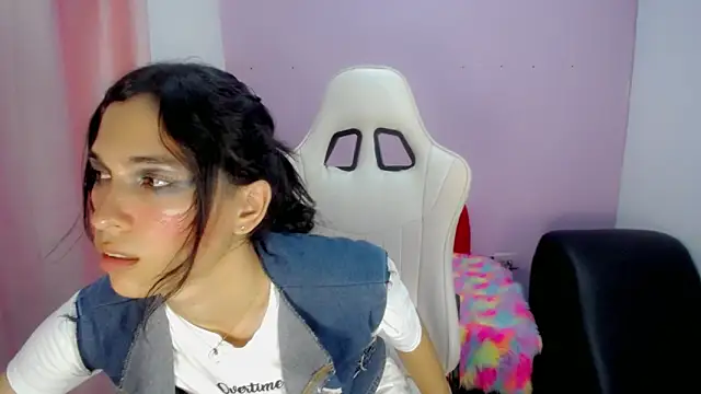 Snapshot of Larry_craft chatting on 27, 2, 2026 Larry craft online show from 27, 2, 2026