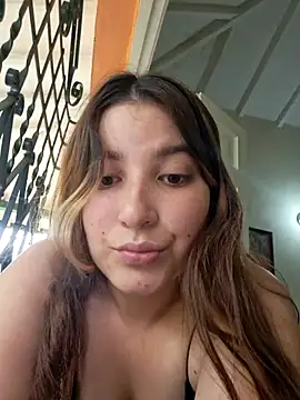 Snapshot of Estelle_Noir chatting on 24, 2, 2026 Estelle Noir online show from 24, 2, 2026