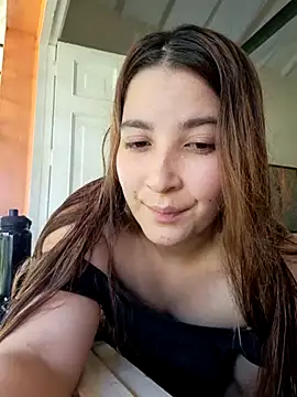 Snapshot of Estelle_Noir chatting on 2, 3, 2026 Estelle Noir online show from 2, 3, 2026