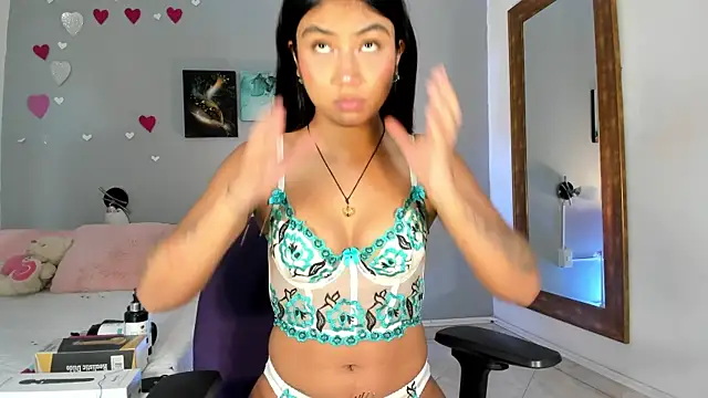 Snapshot of KimTaylorW chatting on 2, 3, 2026 KimTaylorW online show from 2, 3, 2026