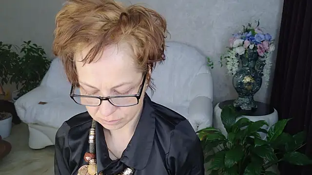 LioraWeiss online show from 9, 3, 2026