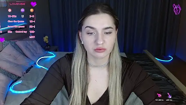 Snapshot of Smi1eF1ower chatting on 2, 3, 2026 Smi1eF1ower online show from 2, 3, 2026