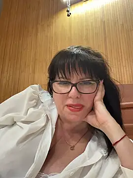 Snapshot of expensive_lady chatting on 26, 5, 2026 expensive lady online show from 26, 5, 2026