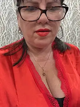 Snapshot of expensive_lady chatting on 3, 6, 2026 expensive lady online show from 3, 6, 2026