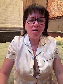 Snapshot of expensive_lady chatting on 6, 6, 2026 expensive lady online show from 6, 6, 2026