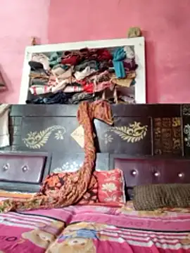 Poonam bhoji online show from 5, 4, 2026