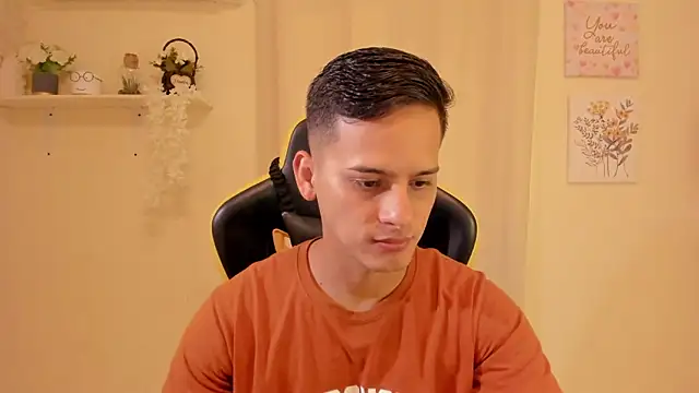 Snapshot of sexy_andres01 chatting on 26, 2, 2026 sexy andres01 online show from 26, 2, 2026