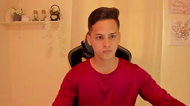 Snapshot of sexy_andres01 chatting on 10, 4, 2026 sexy andres01 online show from 10, 4, 2026