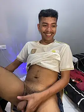 Snapshot of asian_darlingcummersxXx chatting on 18, 4, 2026 asian darlingcummersxXx online show from 18, 4, 2026