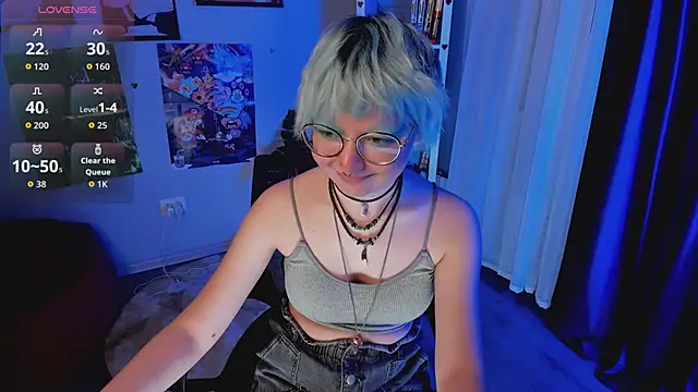 Snapshot of powderofgun chatting on 30, 4, 2026 powderofgun online show from 30, 4, 2026