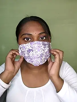 Snapshot of MISS_MADHURIBABY chatting on 16, 4, 2026 MISS MADHURIBABY online show from 16, 4, 2026