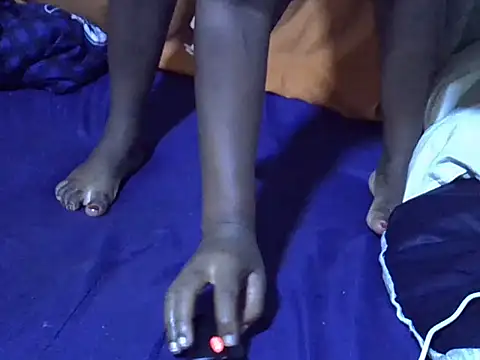 Snapshot of Babyonboard12 chatting on 10, 4, 2026 Babyonboard12 online show from 10, 4, 2026