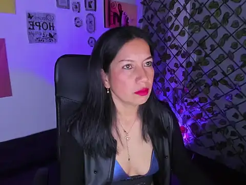 Snapshot of Megan_Collinss1 chatting on 24, 2, 2026 Megan Collinss1 online show from 24, 2, 2026