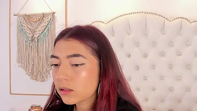 Sara funy online show from 10, 4, 2026