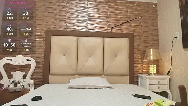 Sammantha hotx online show from 11, 4, 2026