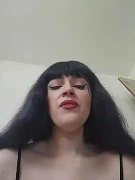 Snapshot of Mommynatrix chatting on 23, 6, 2026 Mommynatrix online show from 23, 6, 2026