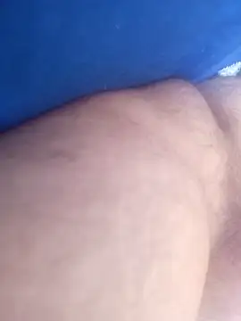 Snapshot of priscilaf chatting on 23, 4, 2026 priscilaf online show from 23, 4, 2026