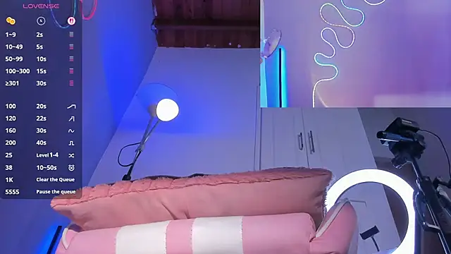 miacapone online show from 20, 3, 2026