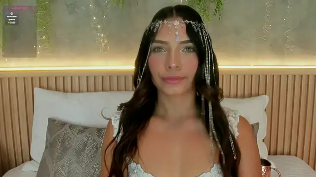 Snapshot of Lia_Montclair chatting on 26, 6, 2026 Lia Montclair online show from 26, 6, 2026