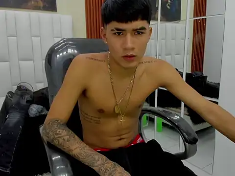 Snapshot of Thiago_collinss chatting on 11, 3, 2026 Thiago collinss online show from 11, 3, 2026