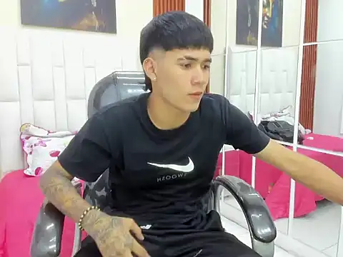 Snapshot of Thiago_collinss chatting on 14, 3, 2026 Thiago collinss online show from 14, 3, 2026