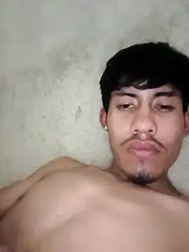 Snapshot of FanlikeSaxist chatting on 8, 4, 2026 FanlikeSaxist online show from 8, 4, 2026