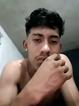 Snapshot of FanlikeSaxist chatting on 23, 4, 2026 FanlikeSaxist online show from 23, 4, 2026