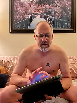 Snapshot of WorthingtonM3 chatting on 27, 5, 2026 WorthingtonM3 online show from 27, 5, 2026