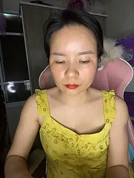 Ivy Trix2 online show from 11, 4, 2026