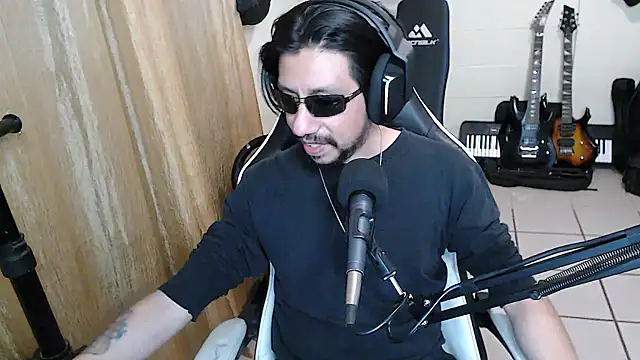 Snapshot of AntuanSV chatting on 29, 3, 2026 AntuanSV online show from 29, 3, 2026