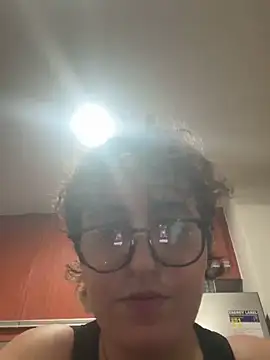 Snapshot of yassiestar chatting on 4, 3, 2026 yassiestar online show from 4, 3, 2026