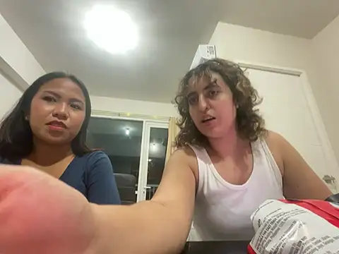 Snapshot of yassiestar chatting on 5, 3, 2026 yassiestar online show from 5, 3, 2026