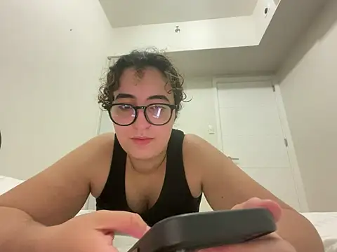 Snapshot of yassiestar chatting on 30, 3, 2026 yassiestar online show from 30, 3, 2026