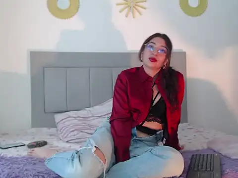 Snapshot of Julietaamado chatting on 19, 3, 2026 Julietaamado online show from 19, 3, 2026