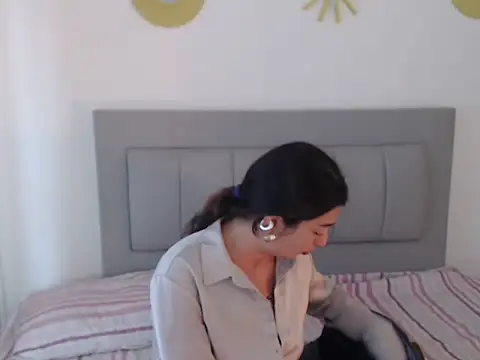 Snapshot of Julietaamado chatting on 17, 4, 2026 Julietaamado online show from 17, 4, 2026