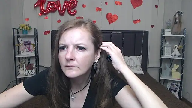 Snapshot of MeganPirs chatting on 13, 5, 2026 MeganPirs online show from 13, 5, 2026
