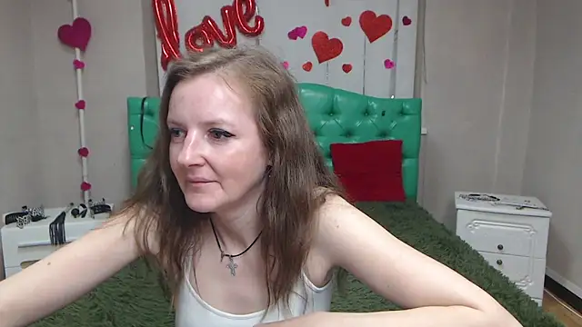 Snapshot of MeganPirs chatting on 19, 5, 2026 MeganPirs online show from 19, 5, 2026