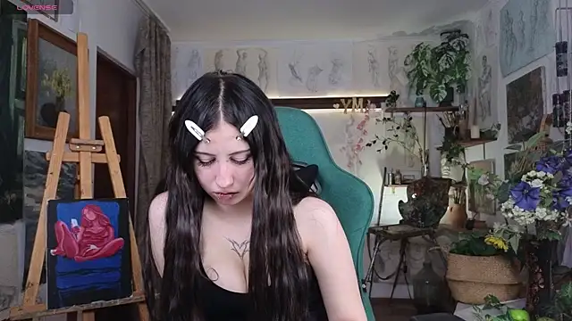 Snapshot of EffieMeowley chatting on 29, 5, 2026 EffieMeowley online show from 29, 5, 2026