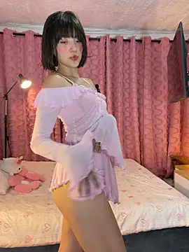 Snapshot of AitanaJhons_ chatting on 6, 4, 2026 AitanaJhons online show from 6, 4, 2026