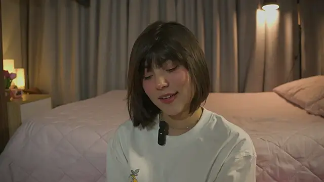 Snapshot of AitanaJhons_ chatting on 22, 4, 2026 AitanaJhons online show from 22, 4, 2026