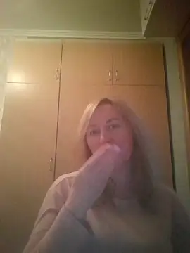 Snapshot of ChristinaYork chatting on 3, 5, 2026 ChristinaYork online show from 3, 5, 2026