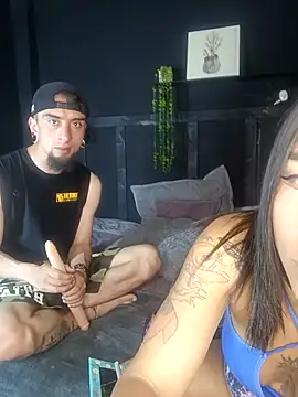 Snapshot of Rommen_N_Zoe chatting on 28, 3, 2026 Rommen N Zoe online show from 28, 3, 2026
