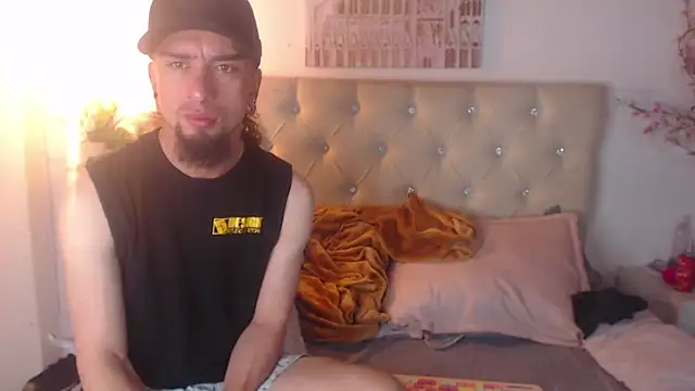 Snapshot of Rommen_N_Zoe chatting on 29, 4, 2026 Rommen N Zoe online show from 29, 4, 2026