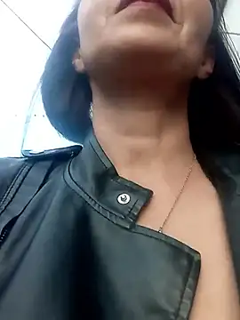 Snapshot of celeste_kiss_ chatting on 14, 3, 2026 celeste kiss online show from 14, 3, 2026