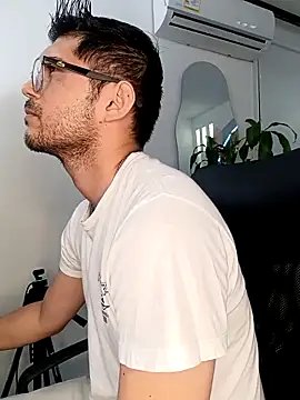 ritzabeth daniel online show from 4, 4, 2026