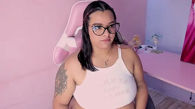 EmeelyMuller online show from 16, 3, 2026