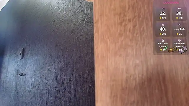 Snapshot of softnicol_ chatting on 10, 4, 2026 softnicol online show from 10, 4, 2026