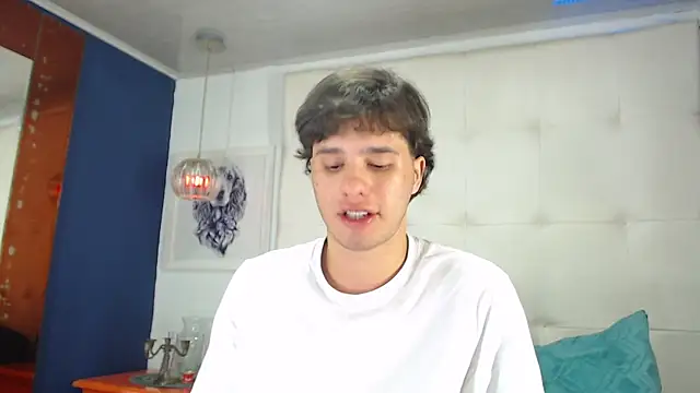 Snapshot of EXCLUSIVE8 chatting on 31, 3, 2026 EXCLUSIVE8 online show from 31, 3, 2026